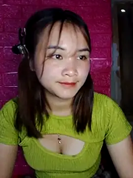 Snapshot of Lisakeem chatting on May 4, 2026, 5:36 am Lisakeem online show from May 4, 2026, 5:36 am