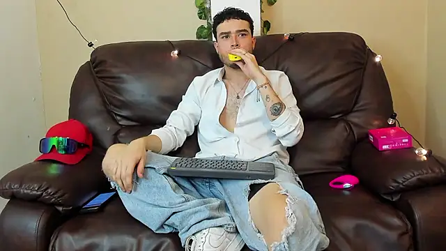 Salvattore Muller online show from February 21, 2026, 2:34 am