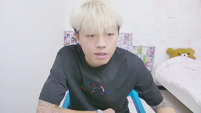 Chocolates-001 online show from April 7, 2026, 10:15 am