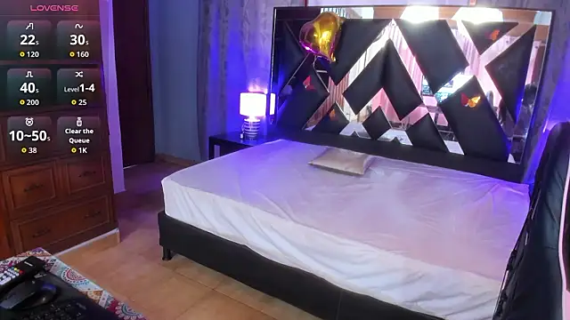 michell sweetiee online show from March 25, 2026, 7:31 pm