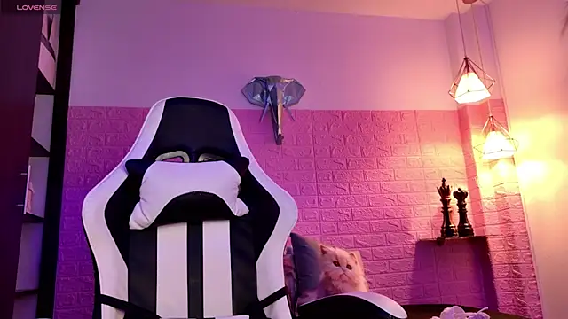 Snapshot of Dulce_Stormy chatting on January 18, 2026, 12:09 pm Dulce Stormy online show from January 18, 2026, 12:09 pm