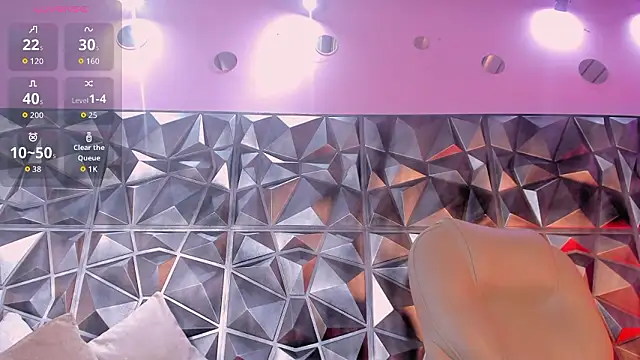 Itzel Geneva online show from February 20, 2026, 1:11 pm