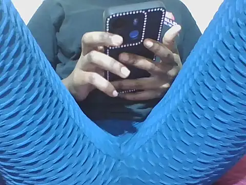 Littlemistress24 online show from February 24, 2026, 6:06 pm