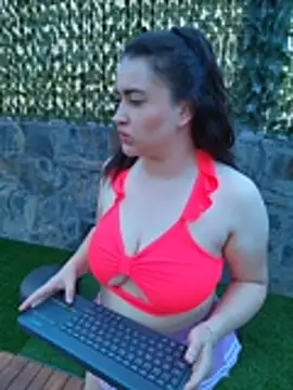 By Lia online show from March 4, 2026, 7:53 pm