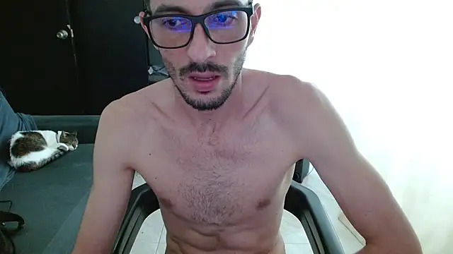 Snapshot of maskguy23 chatting on July 23, 2026, 10:19 pm maskguy23 online show from July 23, 2026, 10:19 pm