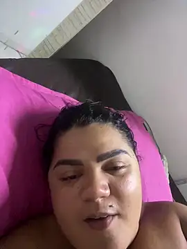 MorenaCariok online show from April 18, 2026, 11:58 am