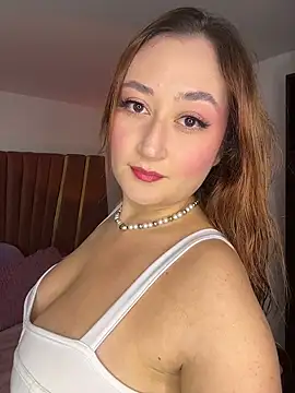 SalomeFlores online show from January 31, 2026, 11:25 pm