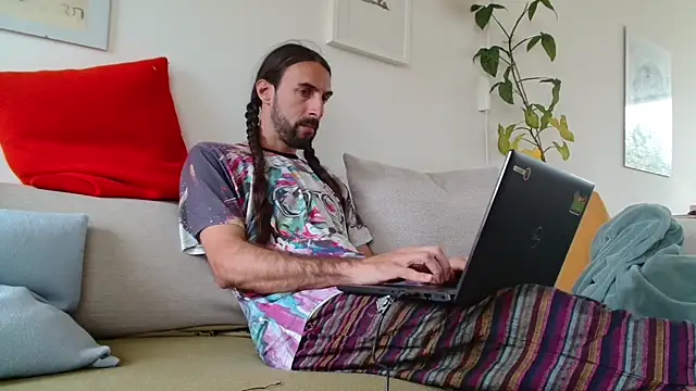 aircum99 online show from May 8, 2026, 12:54 pm