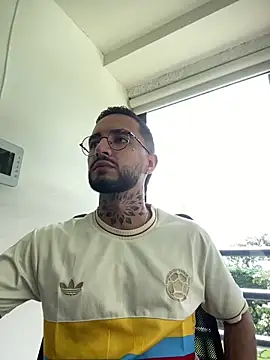 juanlouis pierre online show from February 12, 2026, 6:25 pm