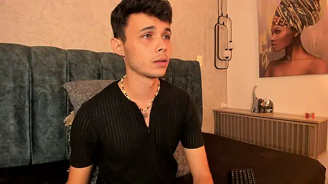 Alhan Twink online show from May 26, 2026, 4:08 am