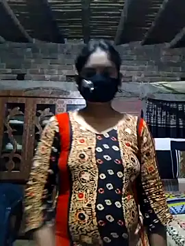 Hot Sweeti online show from February 22, 2026, 1:42 pm