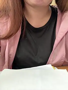 Donna9696 online show from April 20, 2026, 12:57 am