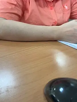 Donna9696 online show from May 21, 2026, 12:39 am