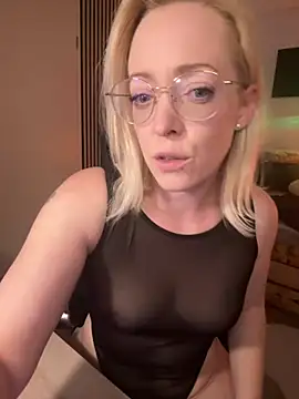 Lea-Kirsch online show from May 17, 2026, 6:37 pm