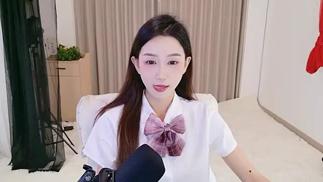 Dancing-Coco12 online show from March 5, 2026, 3:35 am