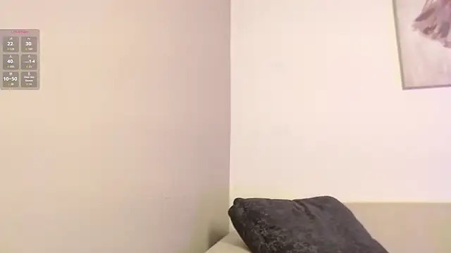 chloe peach  online show from April 9, 2026, 11:59 am