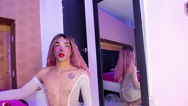 Samantha Blaze1 online show from April 24, 2026, 11:12 am