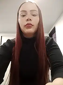 Crystaa12 online show from February 18, 2026, 12:23 pm