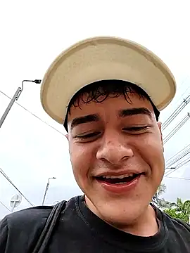 attractive-sexx online show from April 21, 2026, 8:01 pm