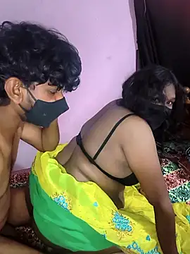 hotcopuleandsweet online show from March 28, 2026, 4:39 pm