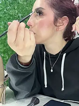 elodie rouge online show from March 19, 2026, 11:36 am