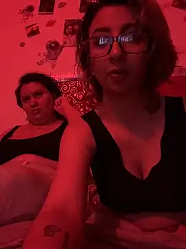 RavenEllieUniverse online show from February 26, 2026, 5:17 am