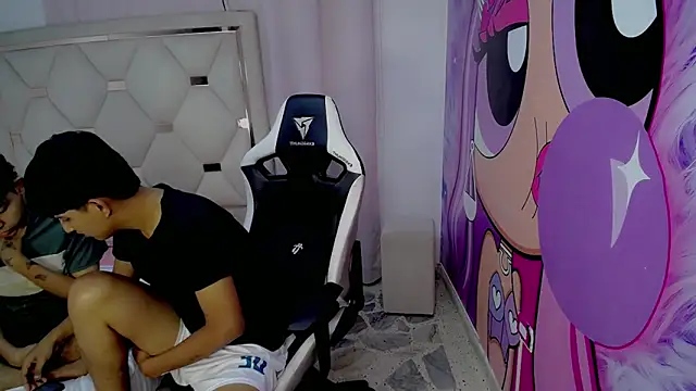 Maxwell boys online show from February 4, 2026, 3:45 am