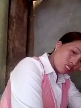 Gummiesu online show from February 16, 2026, 6:31 am