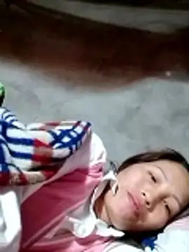 Gummiesu online show from March 12, 2026, 9:43 pm