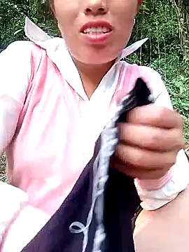 Gummiesu online show from April 20, 2026, 10:07 am