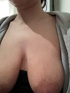 Snapshot of MisyonerNur chatting on February 24, 2026, 7:50 am MisyonerNur online show from February 24, 2026, 7:50 am