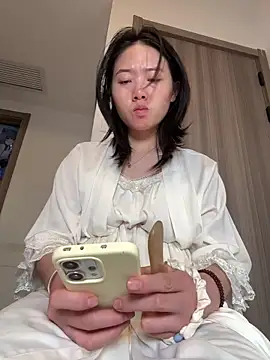 Cheating-wife online show from April 22, 2026, 5:54 am