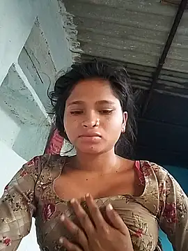 Snapshot of Jyoti_rathor chatting on June 22, 2026, 12:35 am Jyoti rathor online show from June 22, 2026, 12:35 am