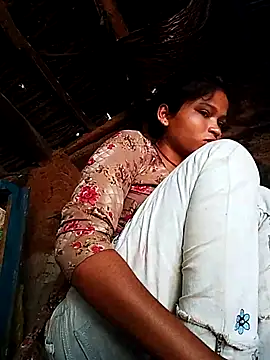 Snapshot of Jyoti_rathor chatting on July 26, 2026, 2:42 am Jyoti rathor online show from July 26, 2026, 2:42 am