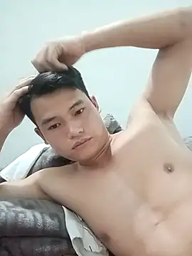 Maycute18 online show from March 3, 2026, 1:28 pm