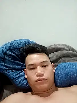 Maycute18 online show from March 6, 2026, 2:24 pm