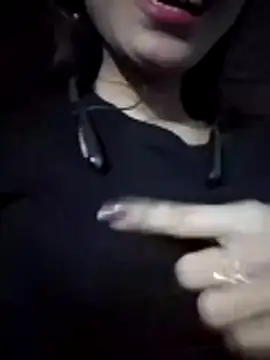 Maliha Chowdhury online show from February 15, 2026, 7:21 pm