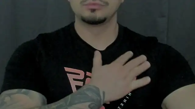 TONYWILSONN online show from April 23, 2026, 5:19 am