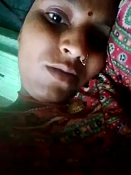 Snapshot of Juli_rathore chatting on June 27, 2026, 12:04 am Juli rathore online show from June 27, 2026, 12:04 am