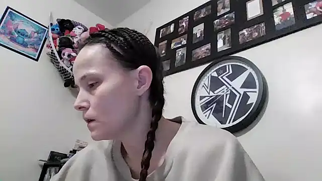 tinytea2026 online show from January 17, 2026, 4:22 pm