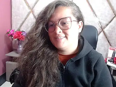 Sarah Boobs  online show from February 27, 2026, 3:28 am