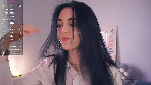 MirnaTellado online show from April 23, 2026, 7:52 am