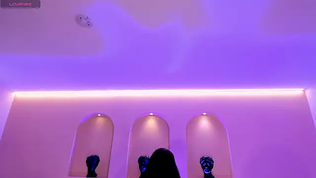 BriannaFox1 online show from April 21, 2026, 4:08 am