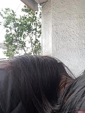 StrawberryPink  online show from April 21, 2026, 12:11 pm