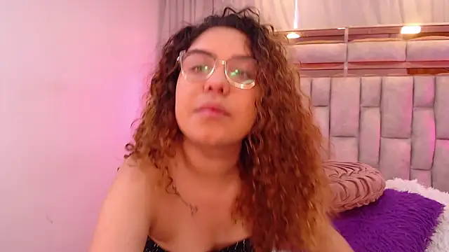 Snapshot of AllisonAdams_ chatting on April 9, 2026, 11:59 am AllisonAdams online show from April 9, 2026, 11:59 am