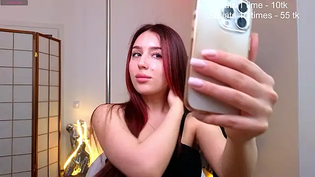 AnikaHarryson online show from March 28, 2026, 7:08 am