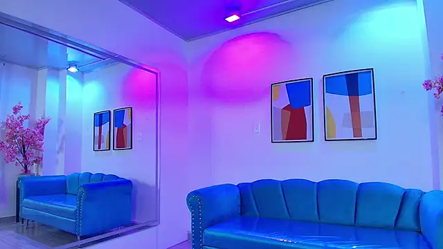 Snapshot of Zoe_swan chatting on March 3, 2026, 11:27 am Zoe swan online show from March 3, 2026, 11:27 am