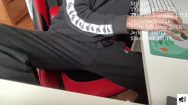 lukee000 online show from February 2, 2026, 1:21 pm