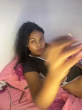 Valerii  smithh online show from April 18, 2026, 2:26 am