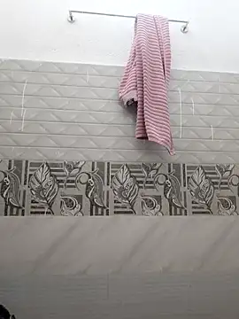 Hot-Tinaa online show from March 27, 2026, 8:48 am